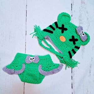 Baby Halloween Costume/Photo Prop